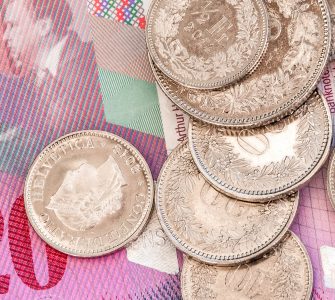 Francos Suíços como e onde trocar moeda para viagem na Suíça
